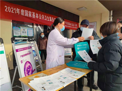 岱廟街道社區(qū)衛(wèi)生服務(wù)中心開展“年終健康大盤點(diǎn)”健康咨詢服務(wù)活動(dòng)